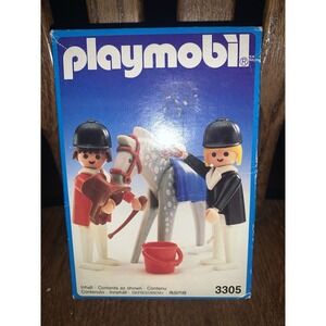 PlayMobil 3305 Equestrian‎ Horse & Riders Box